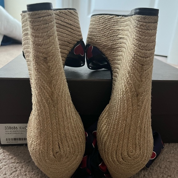 Gucci Carolina Heart Espadrille Wedges Sz 37 EXCELLENT CONDITION Valentines - Picture 7 of 10